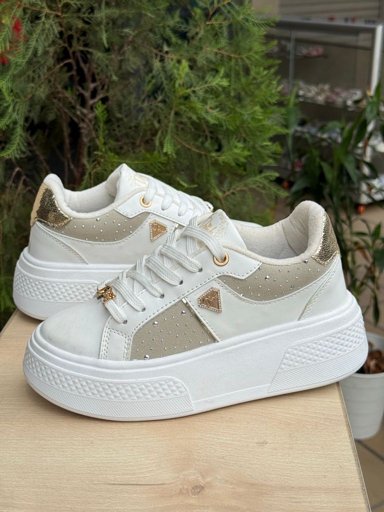 Tenis blancos plataforma