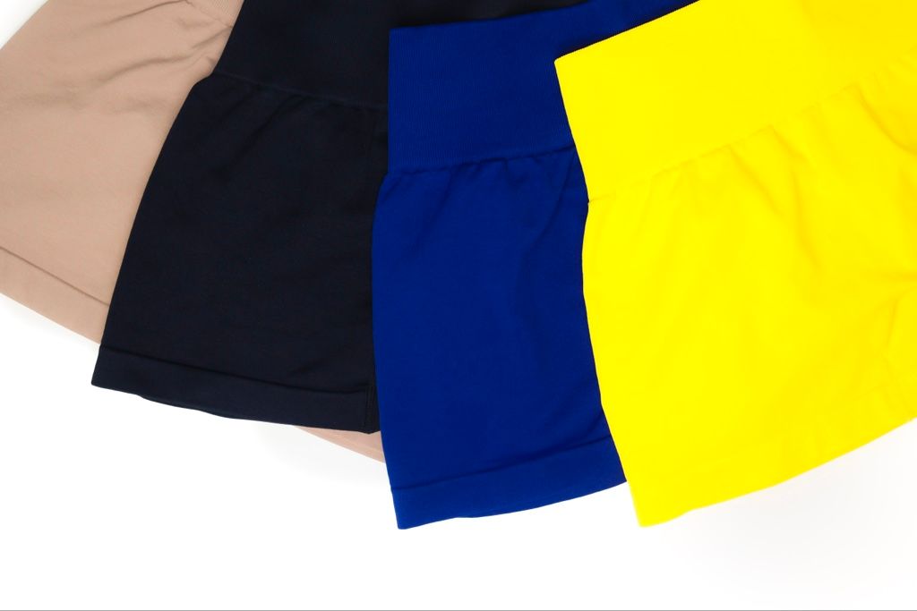 Short deportivo tiro alto push up V