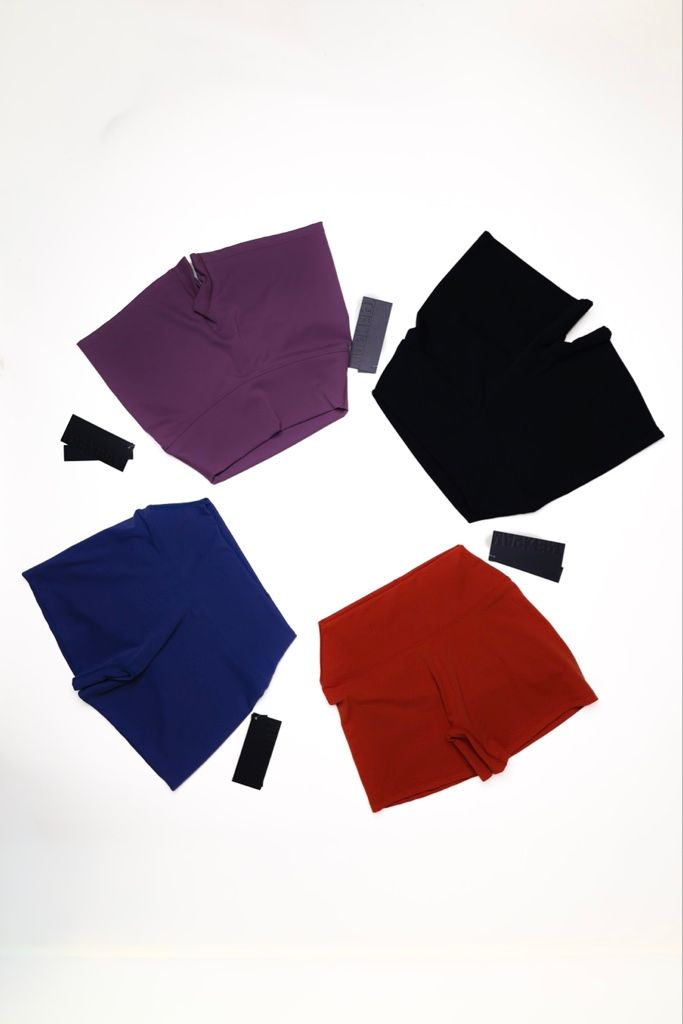 Licra deportiva lisa con push up