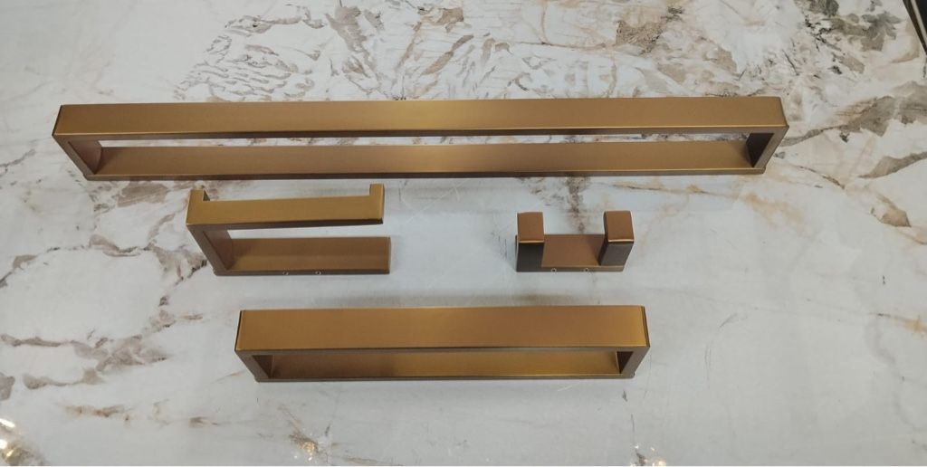 Accesorios Helmond X 4 Brushed Rose Gold