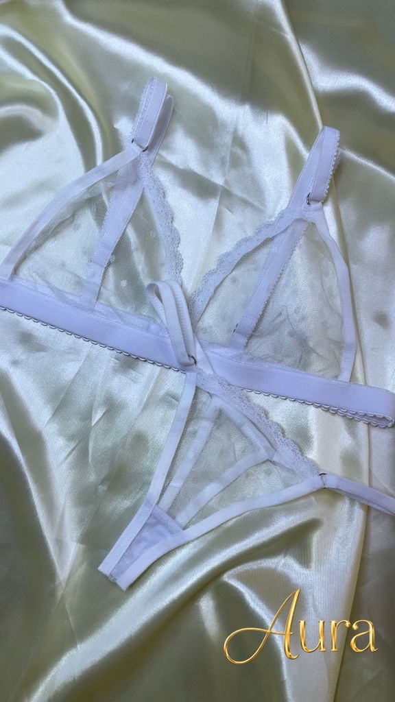 Set grabado blanco