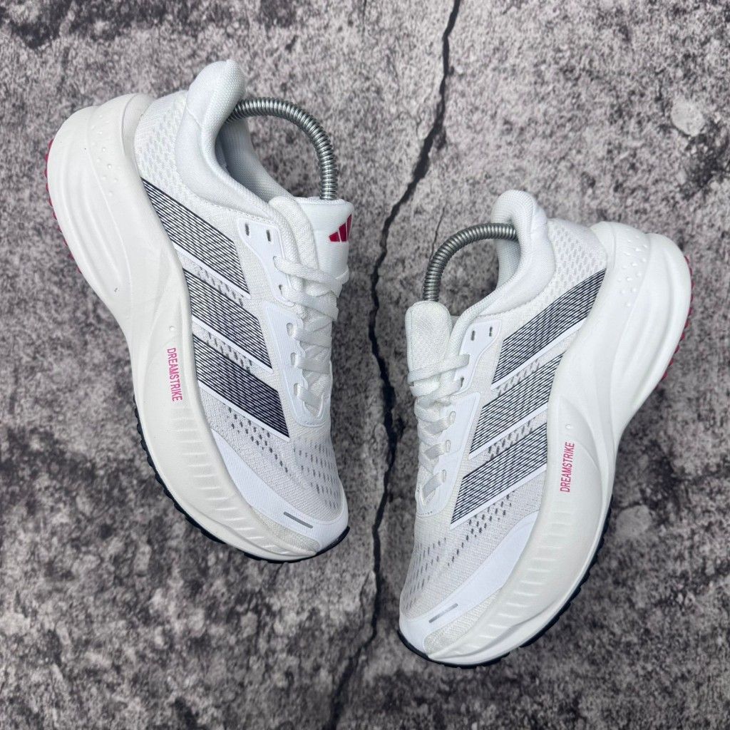 Adidas Dreamstrike