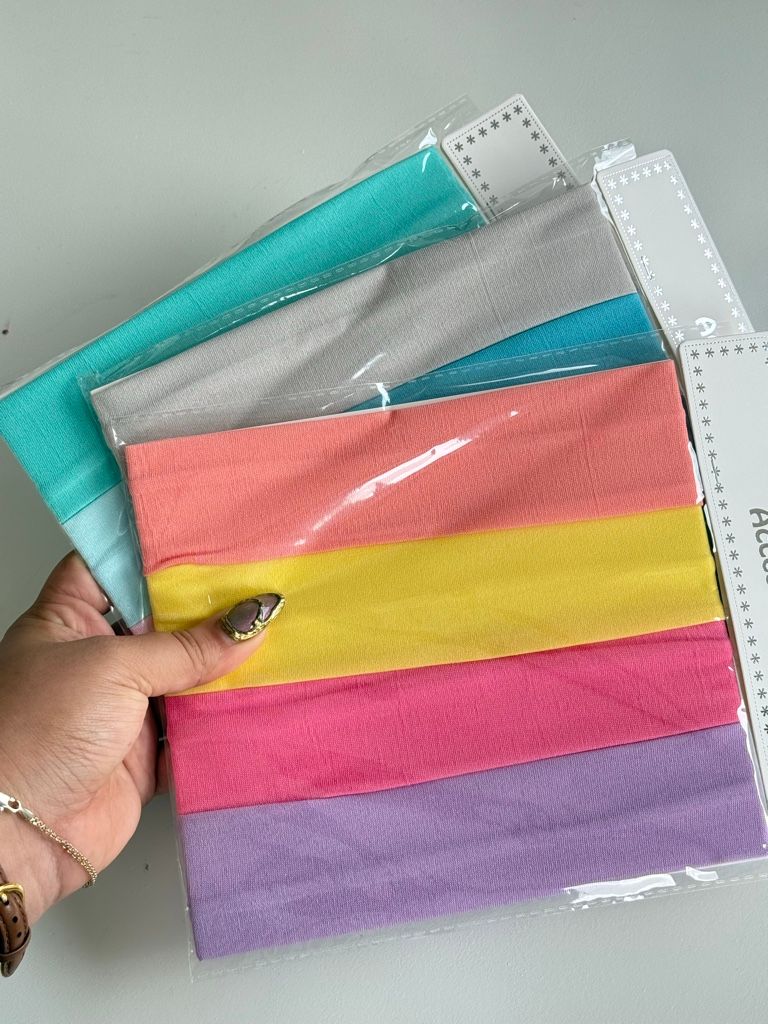 Accesorios de tela multicolor