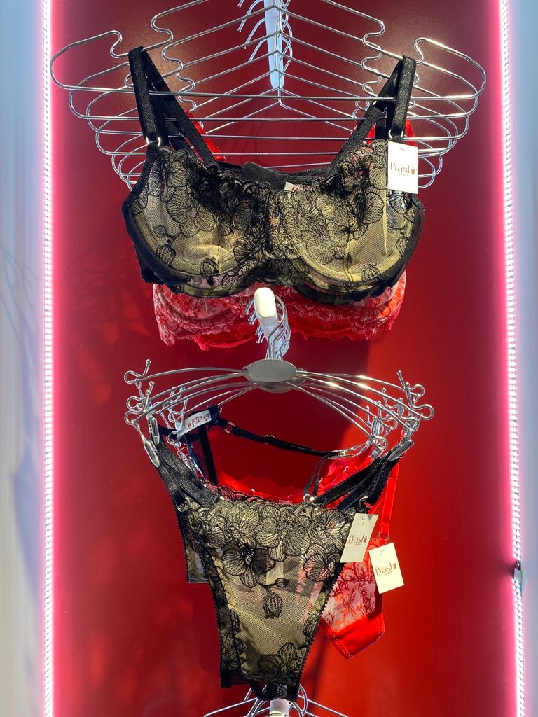 Conjunto brat 2 negro piel