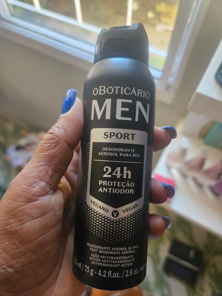 Antitranspirante aerosol o boticário men