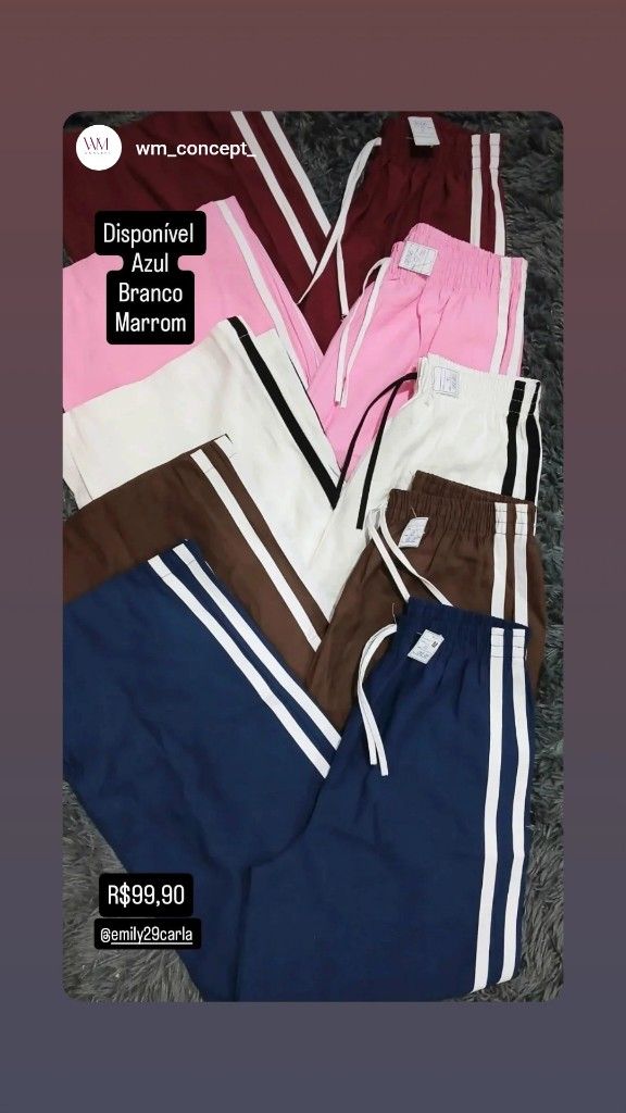Calça esportiva azul marinho