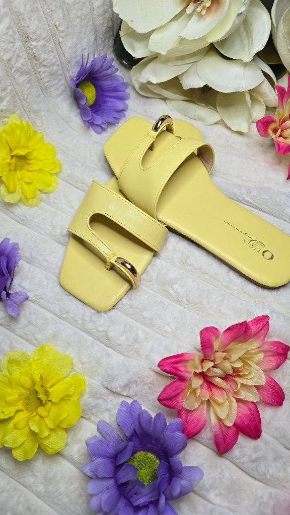 Sandals amarillas