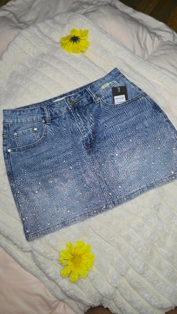 Mini falda jeans con pedrería