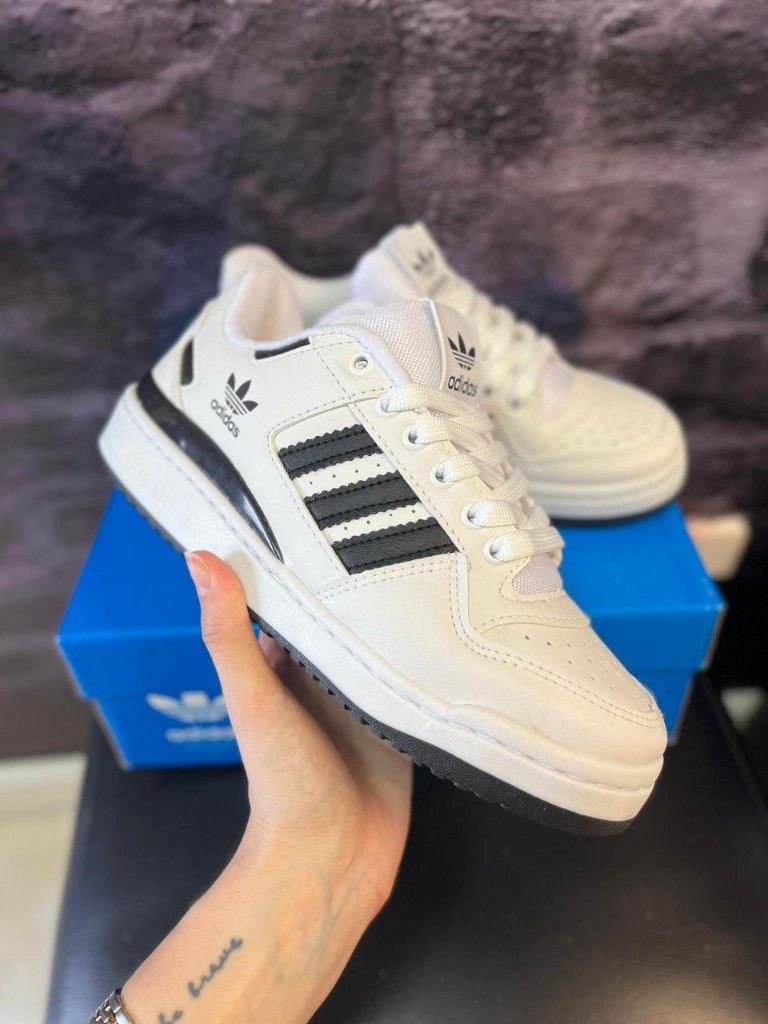 Adidas blancas deportivas