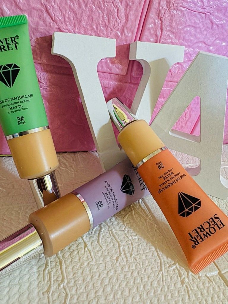 Flower Secret base maquillaje