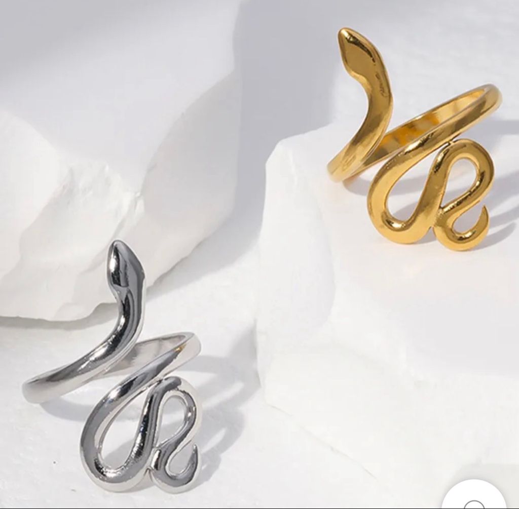 Anillo Cobra