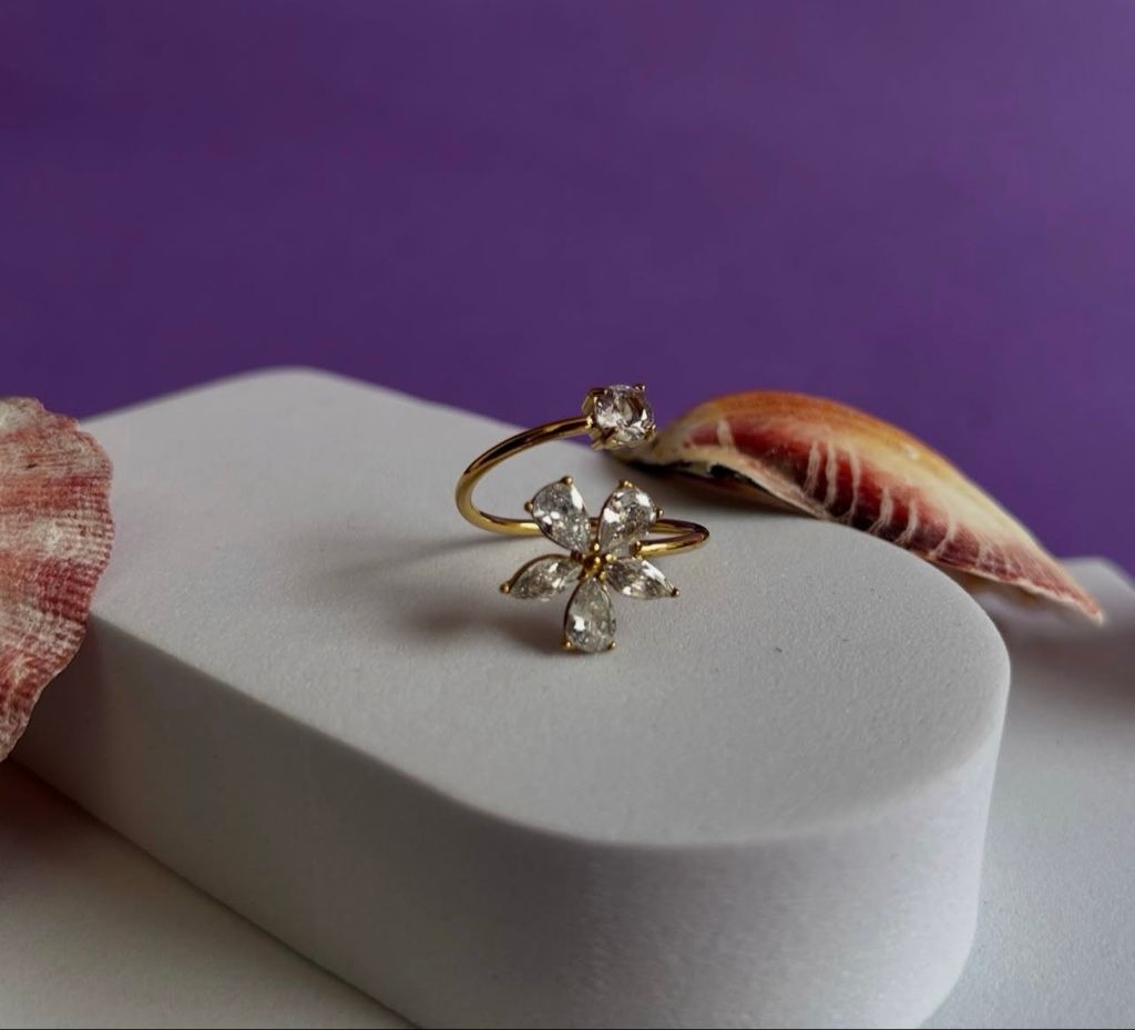 Anillo Floria