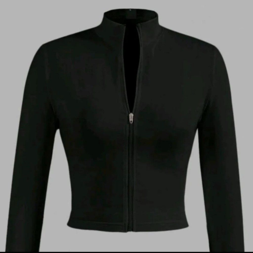 Chaqueta corta en tela rib
