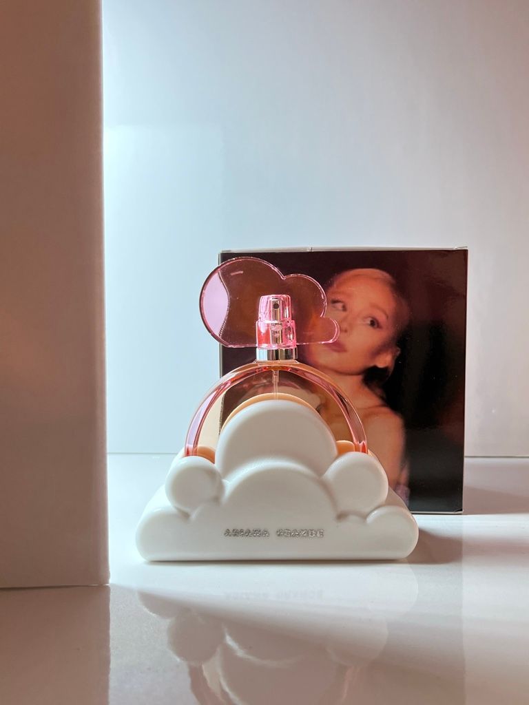 Ariana Grande Cloud Pink