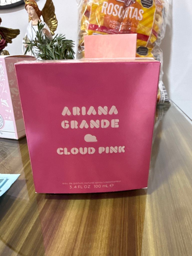 Ariana grande cloud pink