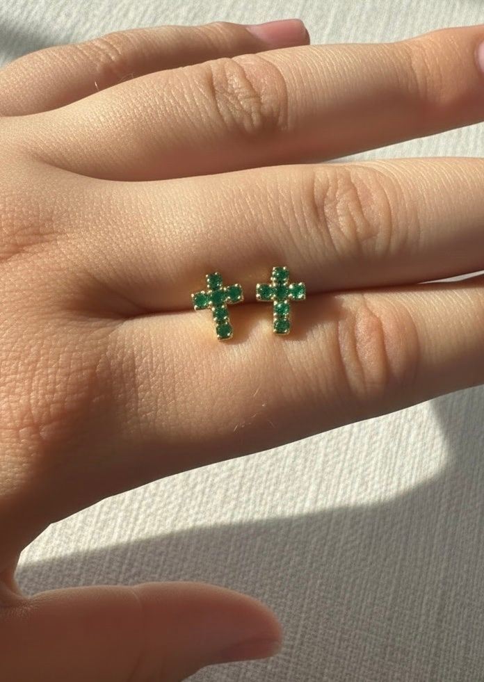 Aretes cruz verdes