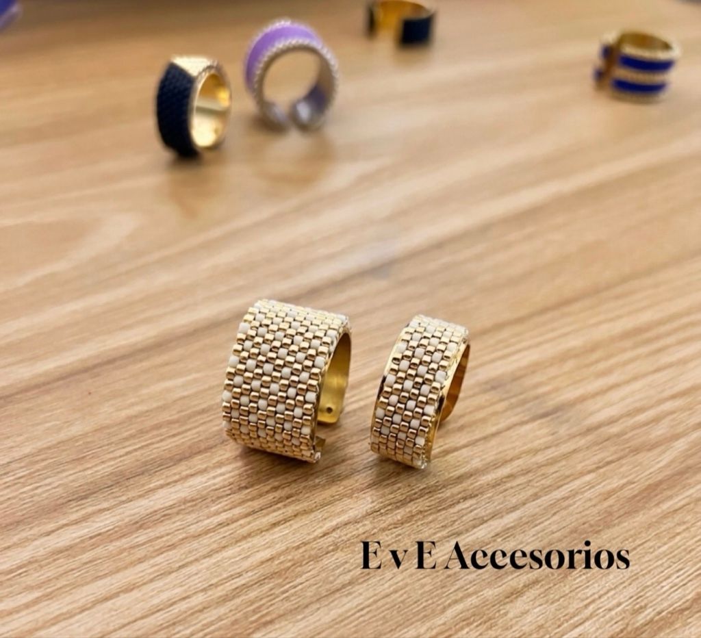 Anillos en Miyuki  dorados