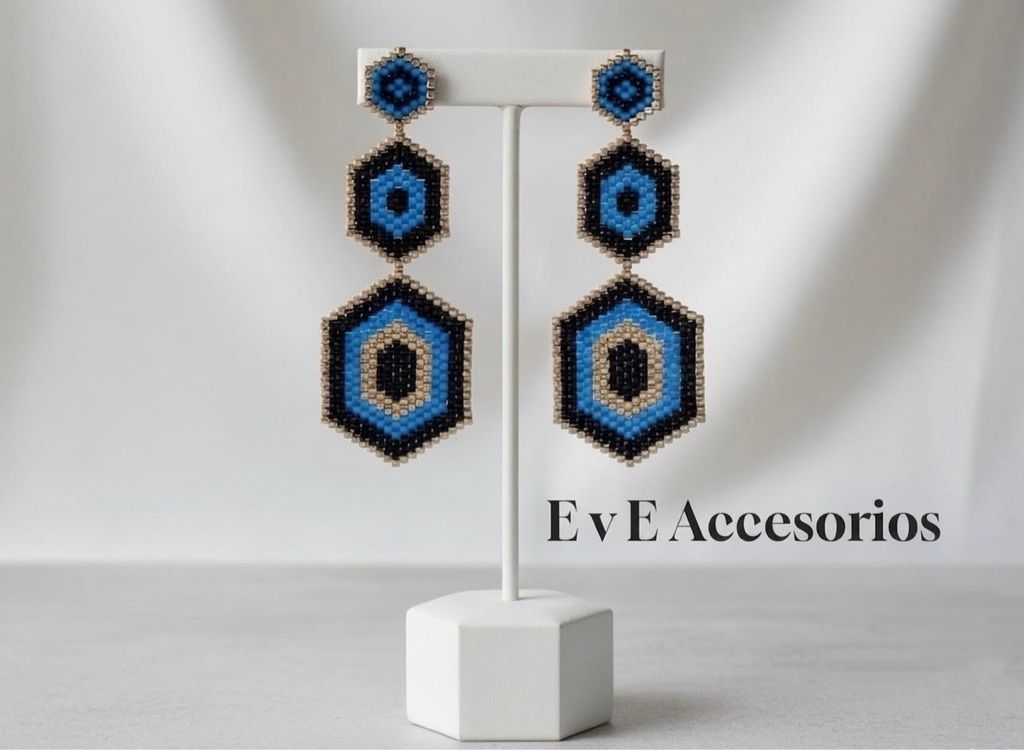 Aretes EvE azules en Miyuki