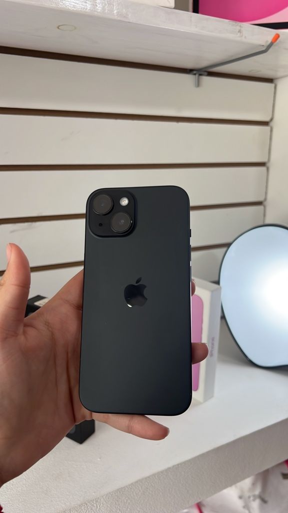 iPhone 15 negro nuevo 128gb