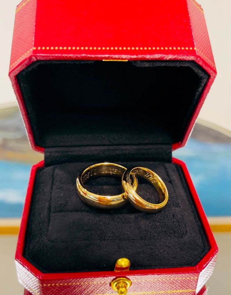 Anillo de boda 1/2 caña talla 5 y 10 14k