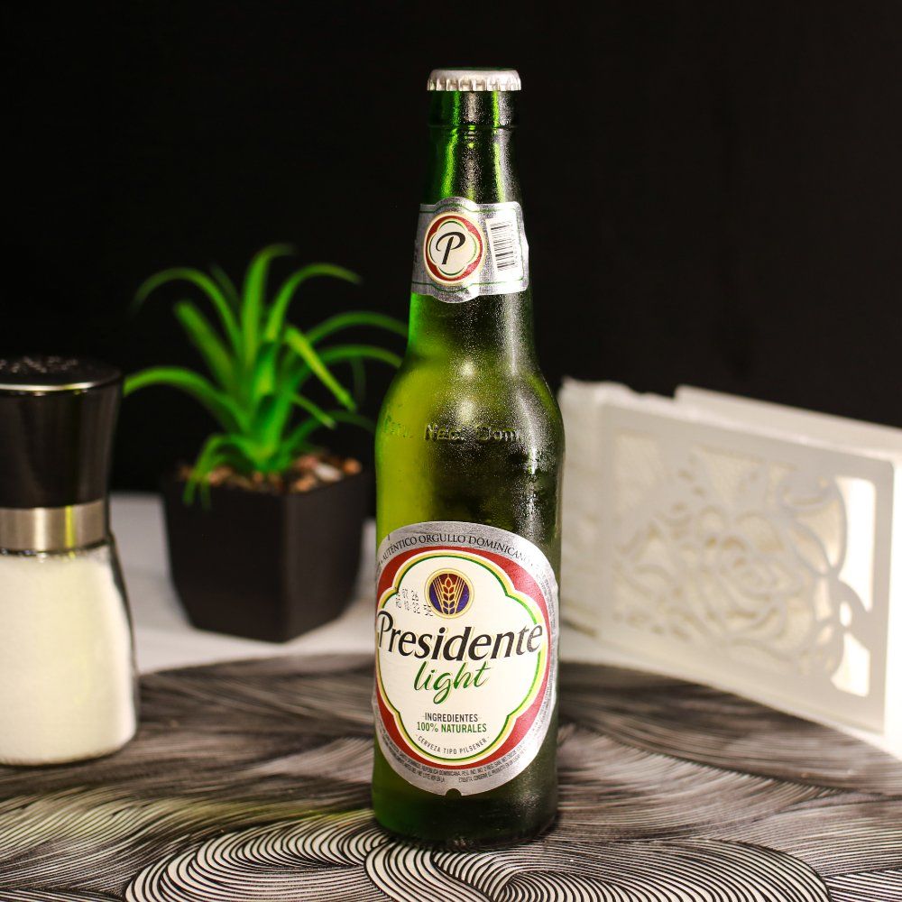 Cerveza Presidente Peq.