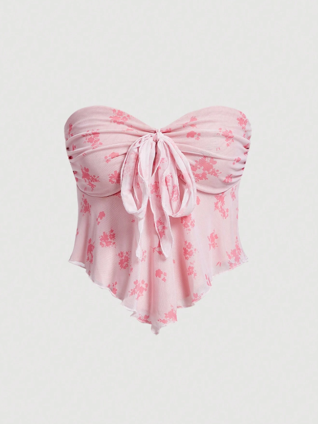 top S de tubo floral rosa con lazo frontal y diseño sin tirantes.