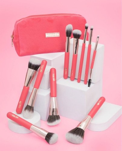 190005 - KIT BROCHAS BARBIE TERCIOPELO TRENDY